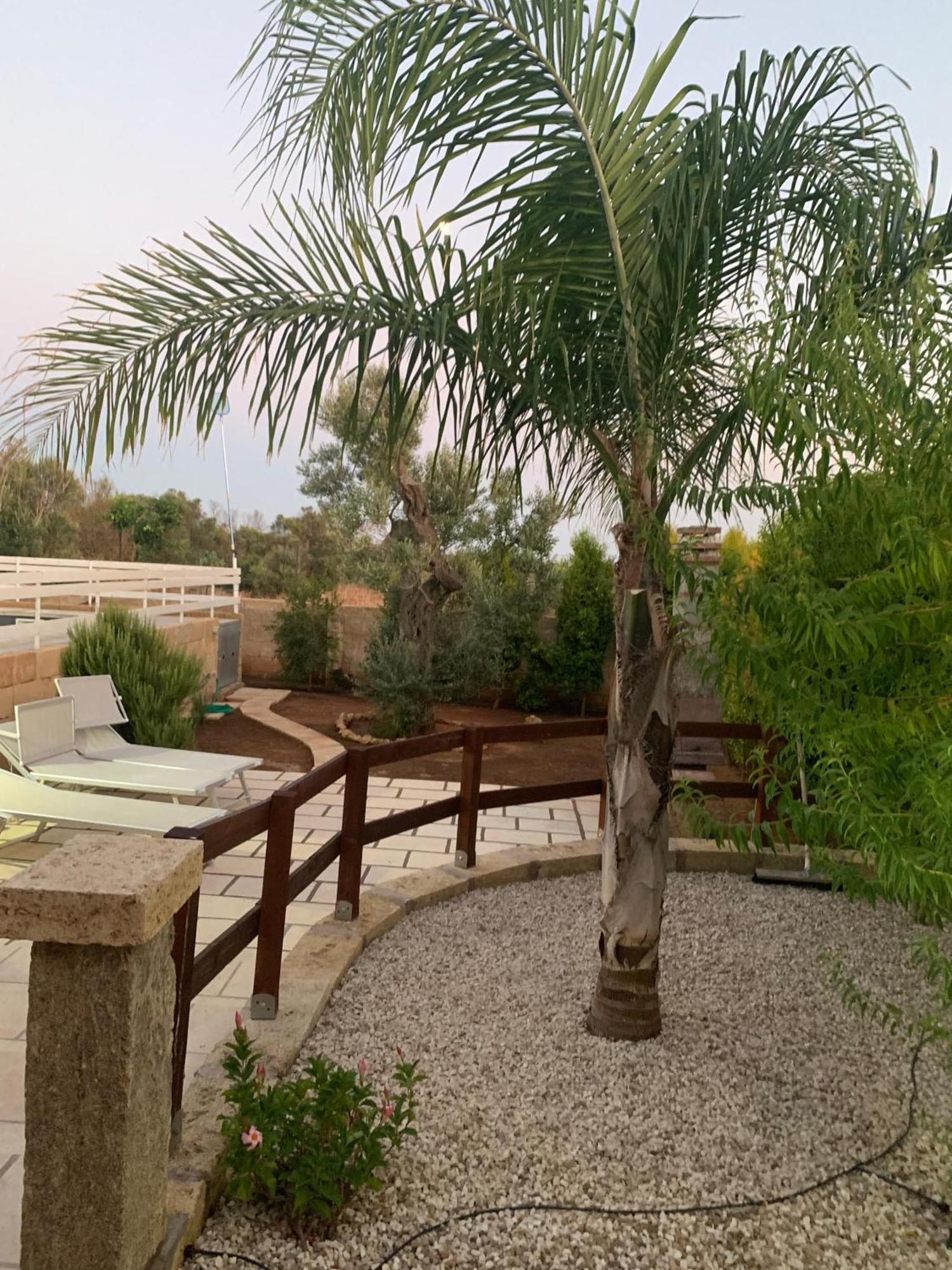Villetta Mari Con Piscina Esclusiva Nel Salento Capilungo Exterior foto