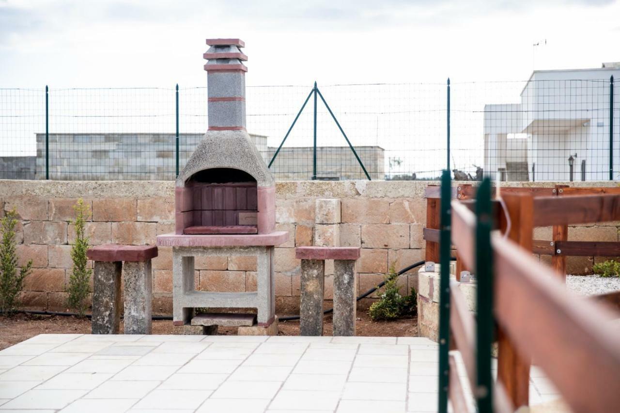 Villetta Mari Con Piscina Esclusiva Nel Salento Capilungo Exterior foto