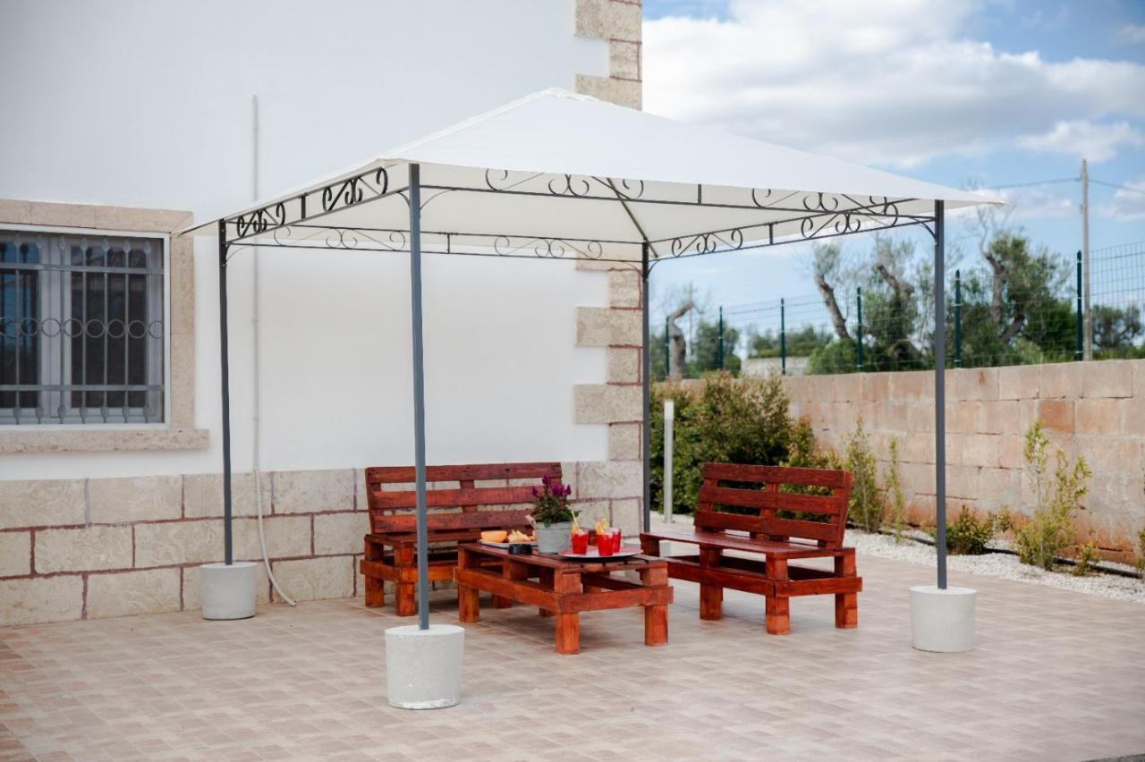 Villetta Mari Con Piscina Esclusiva Nel Salento Capilungo Exterior foto